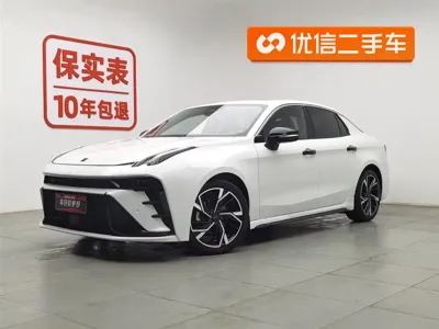 Lynk & Co 03