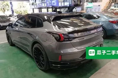 Zeekr 001
