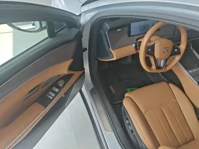 BYD 汉L