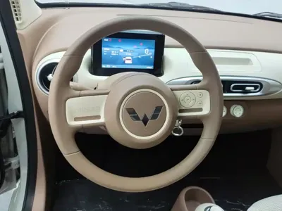 Wuling MINIEV