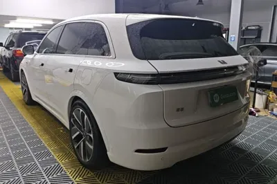 Li Auto L7