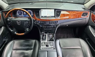 Hyundai Equus