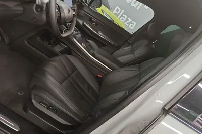 Nio ES8