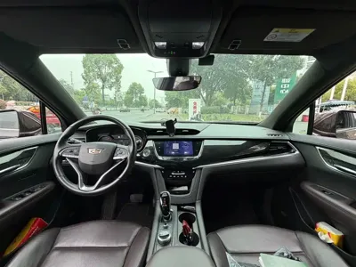 Cadillac XT6