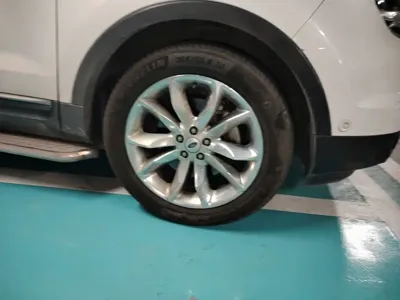 Ford Explorer (Import)