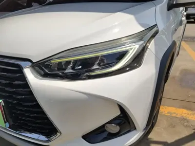 Toyota Yaris L
