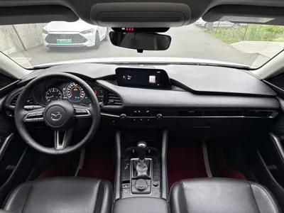 Mazda 3 Axela