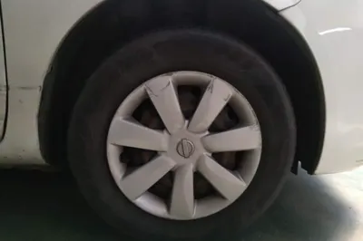 Nissan Sunny