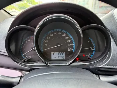 Toyota Yaris L