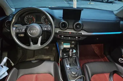 Audi Q2L