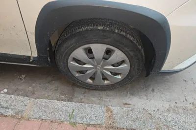 Toyota YARiS L Zhi Xuan