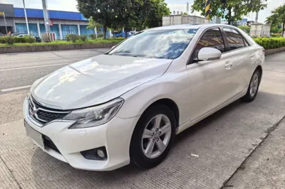 Toyota Reiz