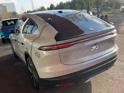 Nio EC6