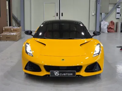 Lotus Emira
