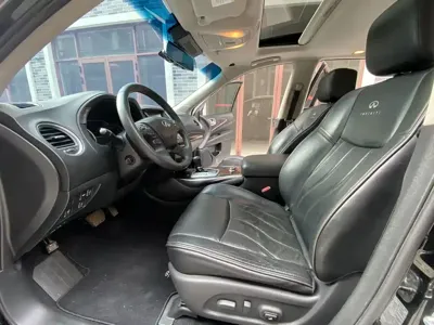 Infiniti JX