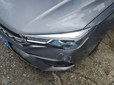 Roewe i5