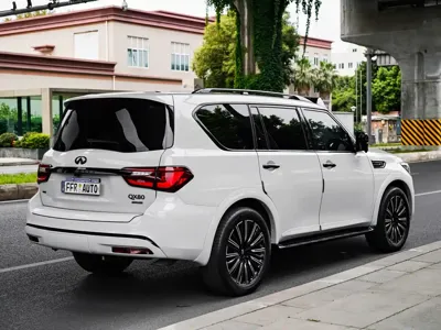 Infiniti QX80