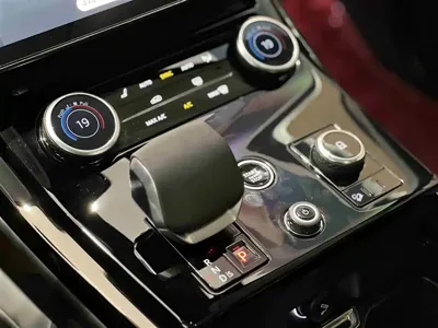 Land Rover Sport