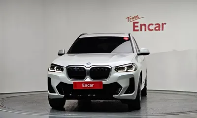 BMW iX3