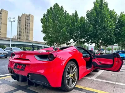 Ferrari 488