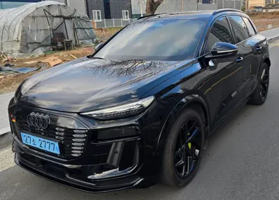 Audi Q6 e-tron