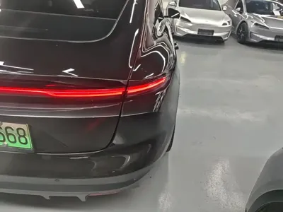 Nio ET5