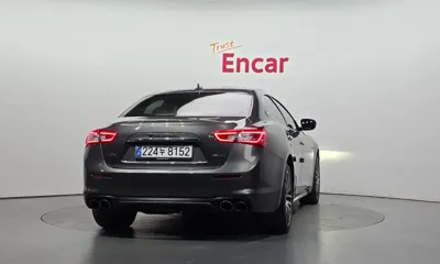 Maserati Ghibli