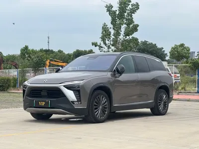 Nio ES8