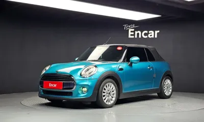 MINI Cooper Convertible