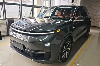 Li Auto L8