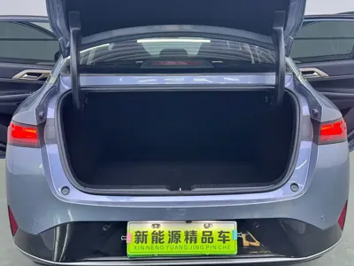 Xpeng P5