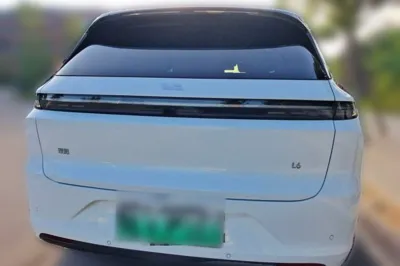 Li Auto L6