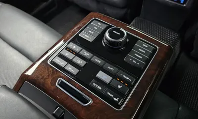 Hyundai Equus