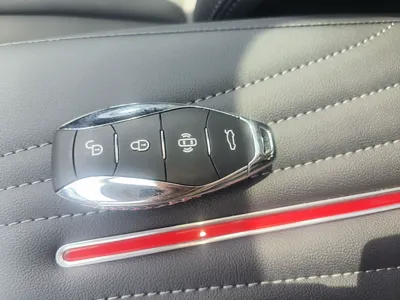 Hongqi H5 PHEV