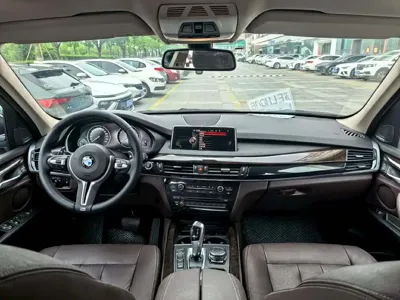 BMW X5 (Import)