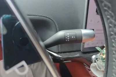 Li Auto L6
