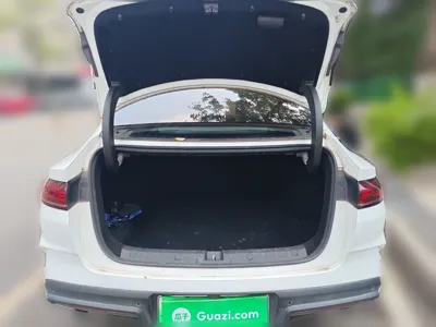BYD Qin L
