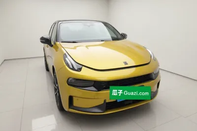 Lynk & Co 03