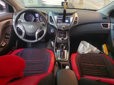 Hyundai Elantra (5th Generation