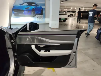 Xpeng P7
