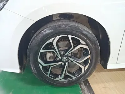 MG MG5