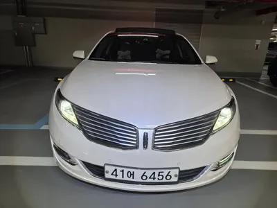 Lincoln MKZ