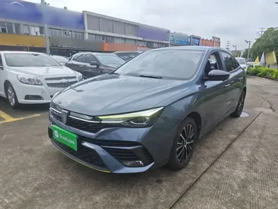 Roewe i5