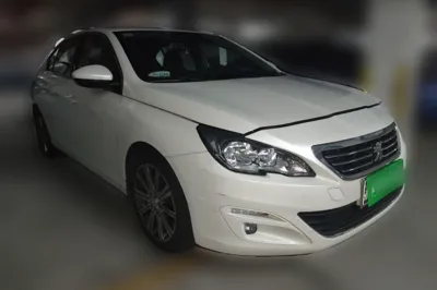 Peugeot 408