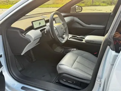 Nio ET5T