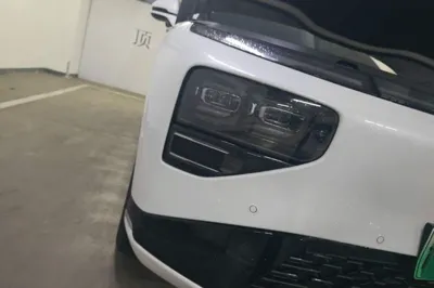 Xpeng G9
