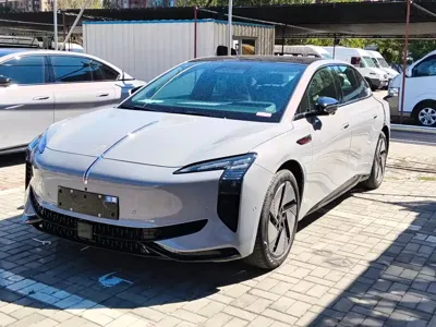 Hongqi Hongqi EH7