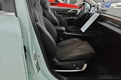 Xpeng P5