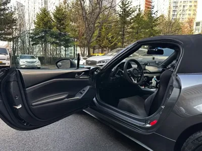 Mazda MX-5 Miata