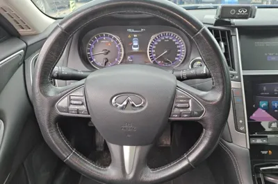 Infiniti Q50L